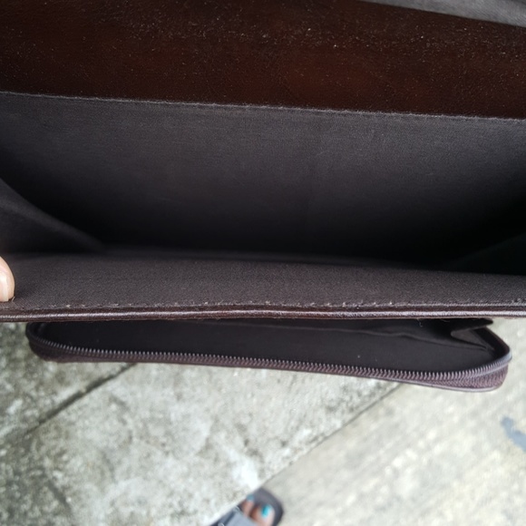 Vintage Crossbody Bag - Picture 8 of 8